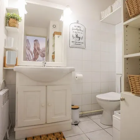 Immogroom - Place In Center - Ac - 5 Min From Beaches Cannes