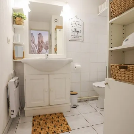 Immogroom - Place In Center - Ac - 5 Min From Beaches *