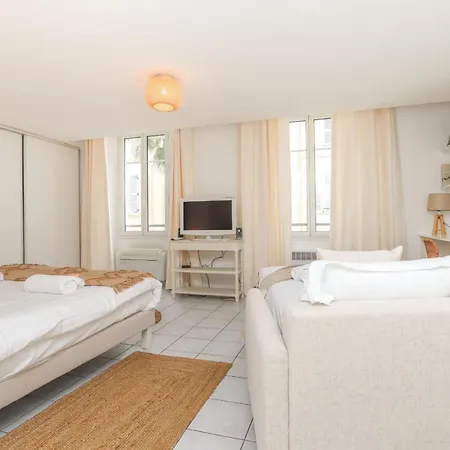 Immogroom - Place In Center - Ac - 5 Min From Beaches *