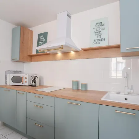 Immogroom - Place In Center - Ac - 5 Min From Beaches Cannes