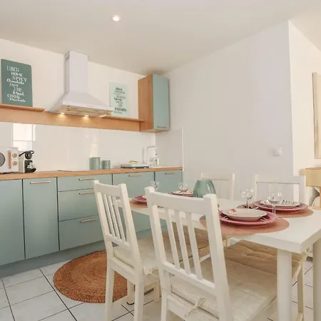 Immogroom - Place In Center - Ac - 5 Min From Beaches Apartment *